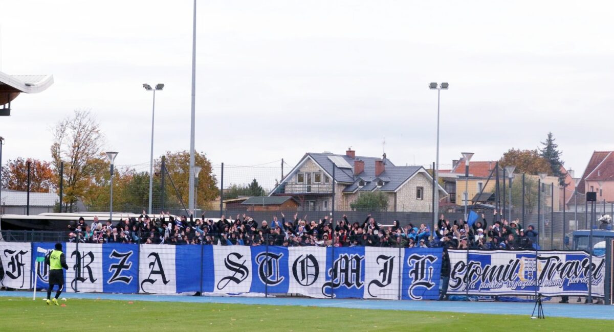 Na stadionie Granicy pojawiło się 225 kibiców Dumy Warmii.